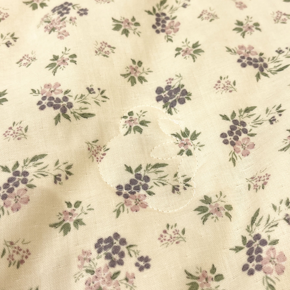 91家纺网 家纺一手货源 找家纺 一加一 2026新款全棉双层纱印花小花边大豆夏被夏凉被空调被-花纱眠夏 山花轻