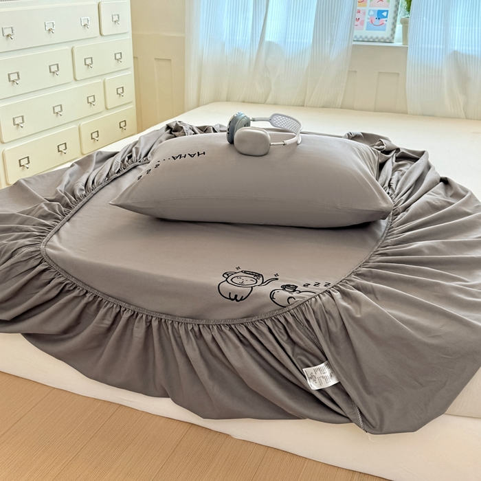 91家纺网 家纺一手货源 找家纺 布柔 2026新款床笠100%全棉纯棉13070绣花床笠(围高+30cm)-晚安 晚安床笠灰