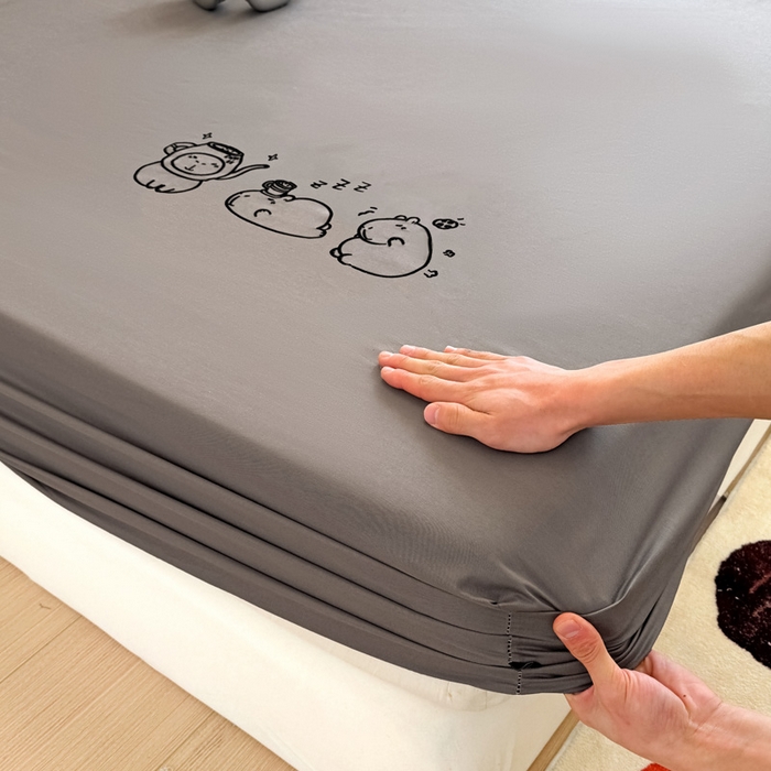 91家纺网 家纺一手货源 找家纺 布柔 2026新款床笠100%全棉纯棉13070绣花床笠(围高+30cm)-晚安 晚安床笠灰