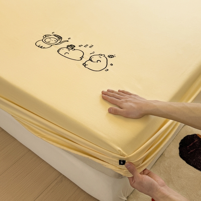 91家纺网 家纺一手货源 找家纺 布柔 2026新款床笠100%全棉纯棉13070绣花床笠(围高+30cm)-晚安 晚安床笠黄