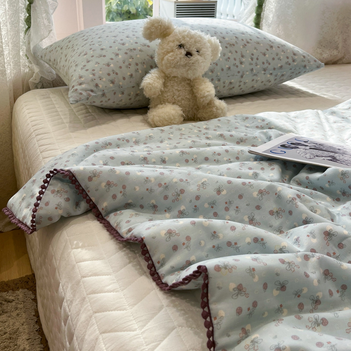 91家纺网 家纺一手货源 找家纺 一加一 2026新款全棉双层纱印花小花边大豆夏被夏凉被空调被-花纱眠夏 甜莓