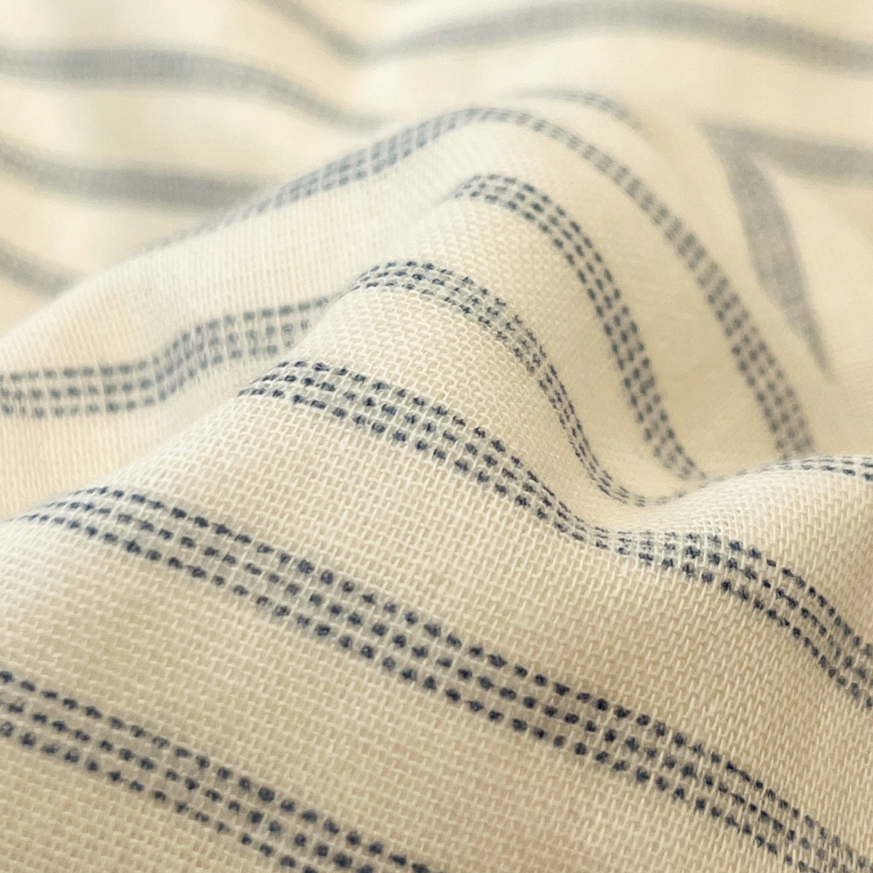 91家纺网 家纺一手货源 找家纺 一加一 2026新款全棉双层纱印花小花边大豆夏被夏凉被空调被-花纱眠夏 织梦