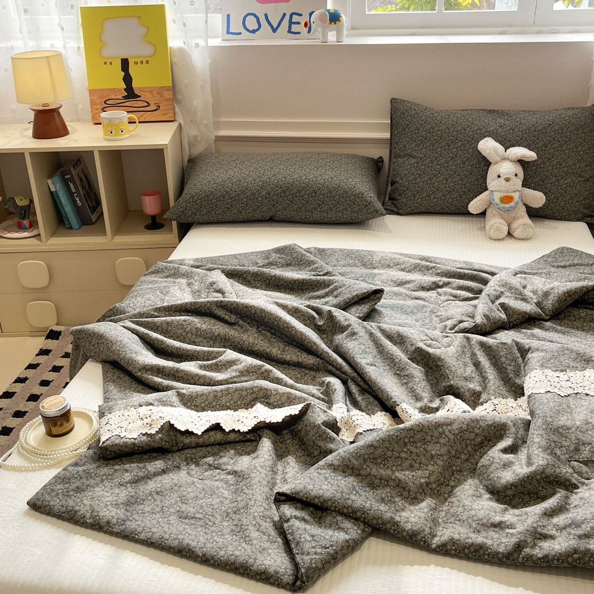 91家纺网 家纺一手货源 找家纺 一加一 2026新款纯棉双层纱花边蚕丝润肤夏被夏凉被空调被-棉边夏序 连理枝