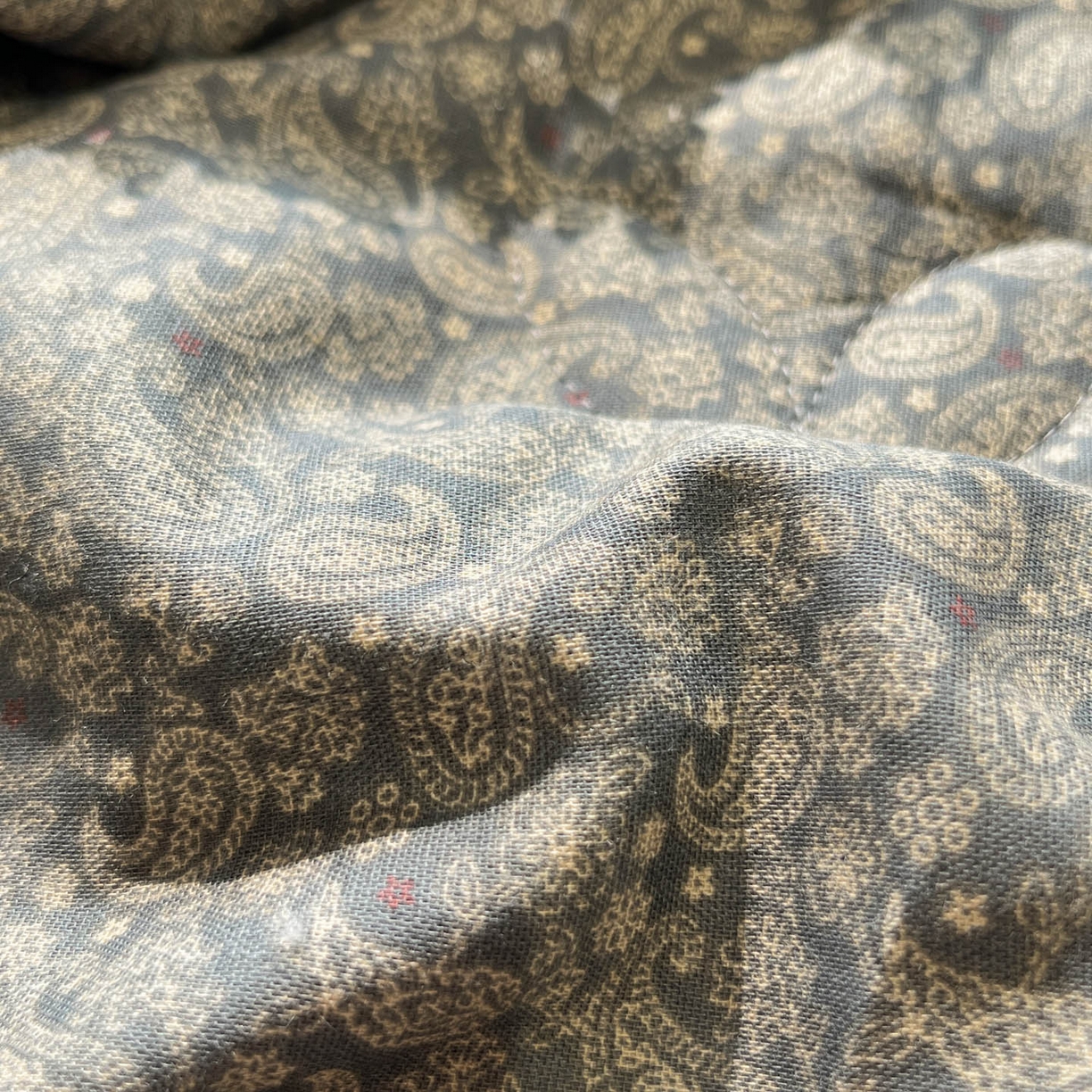 91家纺网 家纺一手货源 找家纺 一加一 2026新款纯棉双层纱花边蚕丝润肤夏被夏凉被空调被-棉边夏序 连理枝