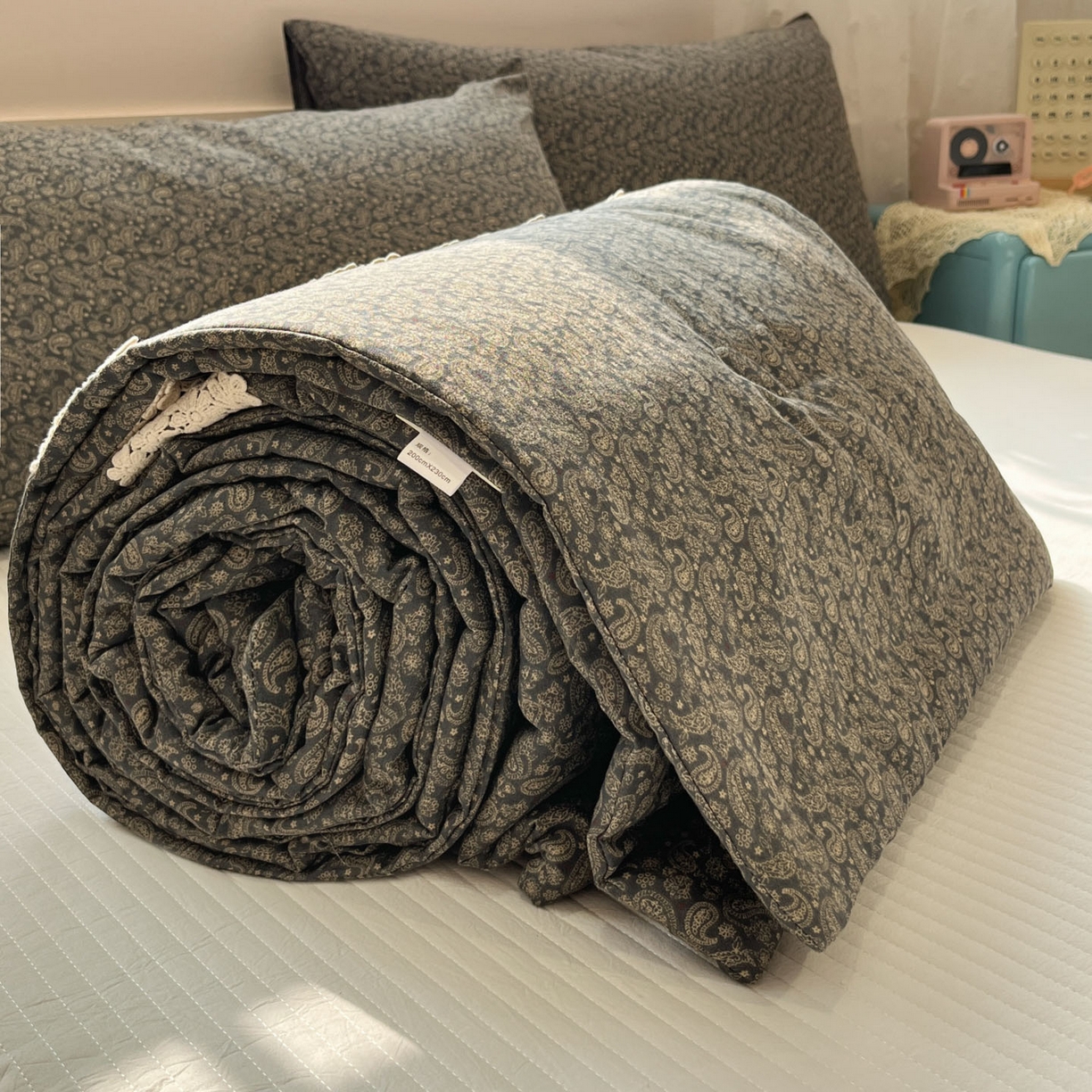 91家纺网 家纺一手货源 找家纺 一加一 2026新款纯棉双层纱花边蚕丝润肤夏被夏凉被空调被-棉边夏序 连理枝