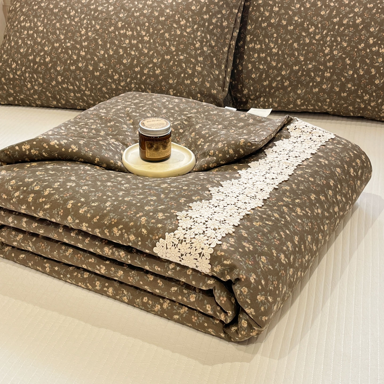 一加一 2026新款纯棉双层纱花边蚕丝润肤夏被夏凉被空调被-棉边夏序 拧霜点点