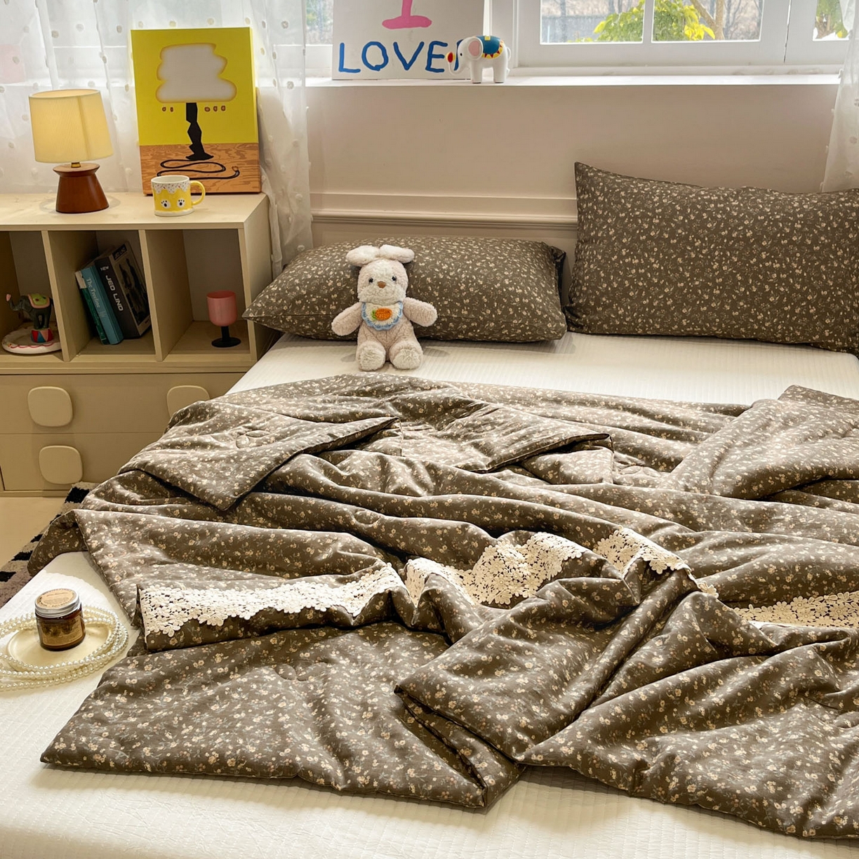 91家纺网 家纺一手货源 找家纺 一加一 2026新款纯棉双层纱花边蚕丝润肤夏被夏凉被空调被-棉边夏序 拧霜点点