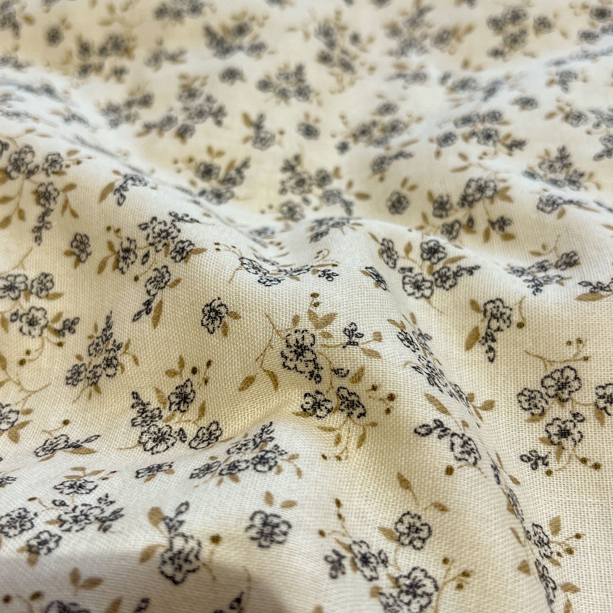 91家纺网 家纺一手货源 找家纺 一加一 2026新款纯棉双层纱花边蚕丝润肤夏被夏凉被空调被-棉边夏序 温锦织