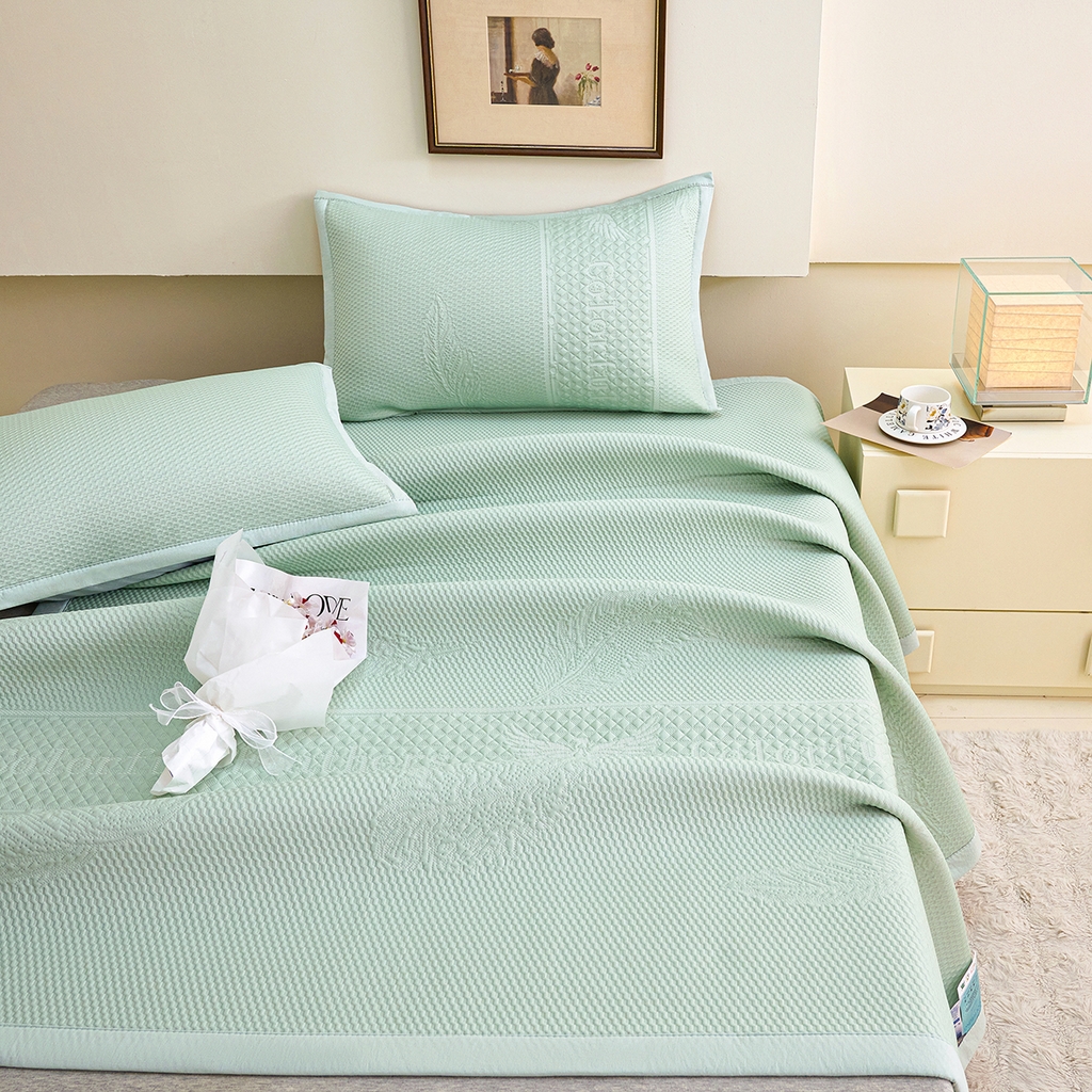 91家纺网 家纺一手货源 找家纺 青雅席业 2026新款A类凉感豆豆席凉席席子-平铺款 平铺款-绚丽羽毛-绿