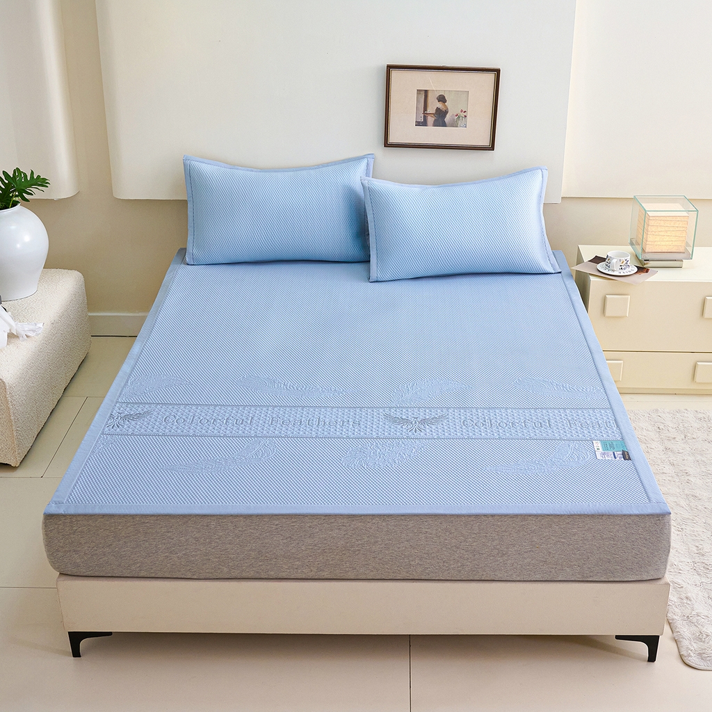 91家纺网 家纺一手货源 找家纺 青雅席业 2026新款A类凉感豆豆席凉席席子-平铺款 平铺款-绚丽羽毛-蓝