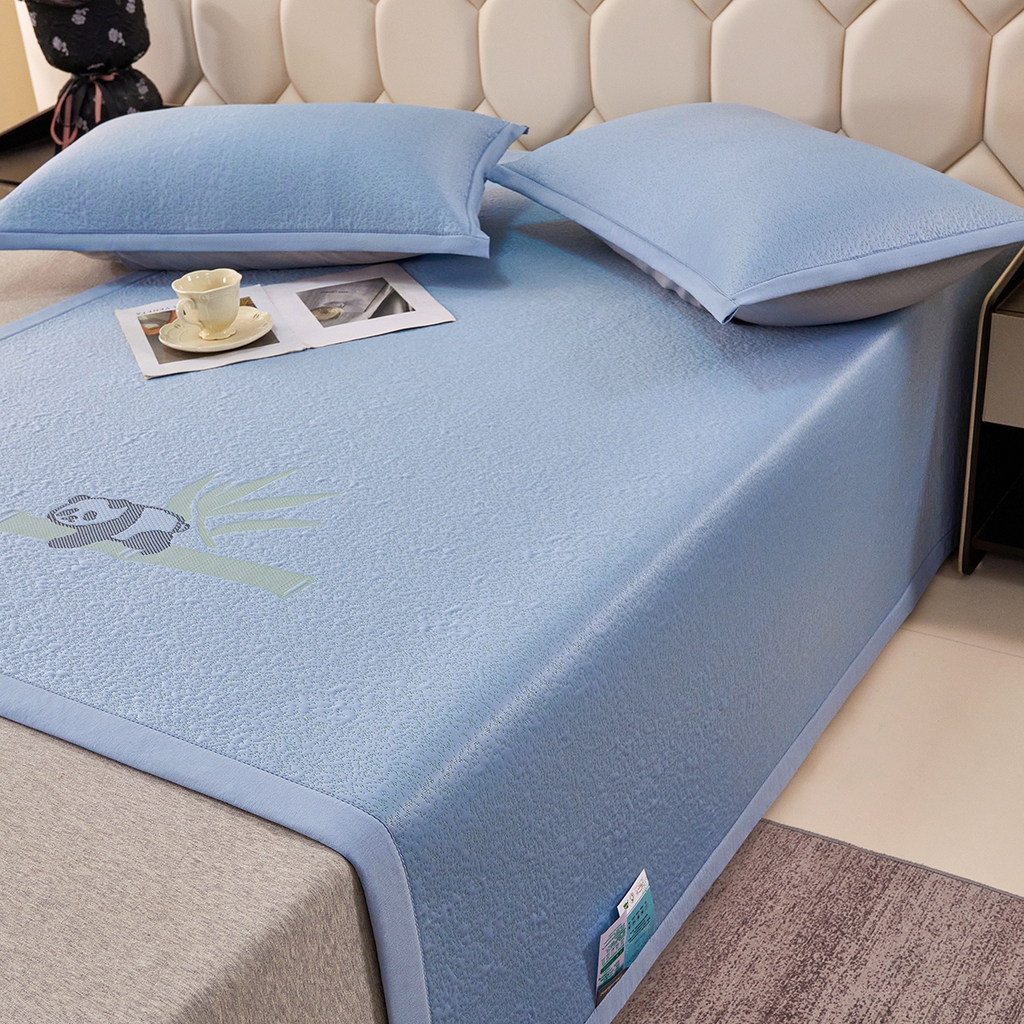 91家纺网 家纺一手货源 找家纺 青雅席业 2026新款A类凉感豆豆席凉席席子-平铺款 平铺款-熊猫抱竹-蓝