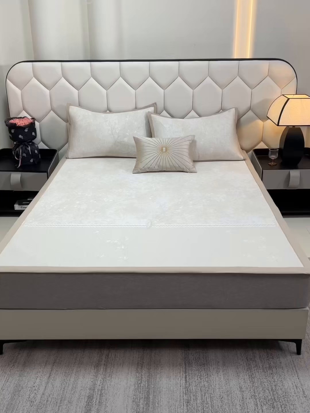 91家纺网 家纺一手货源 找家纺 青雅席业 2026新款A类凉感豆豆席凉席席子-平铺款 平铺款-花枝招展-香槟