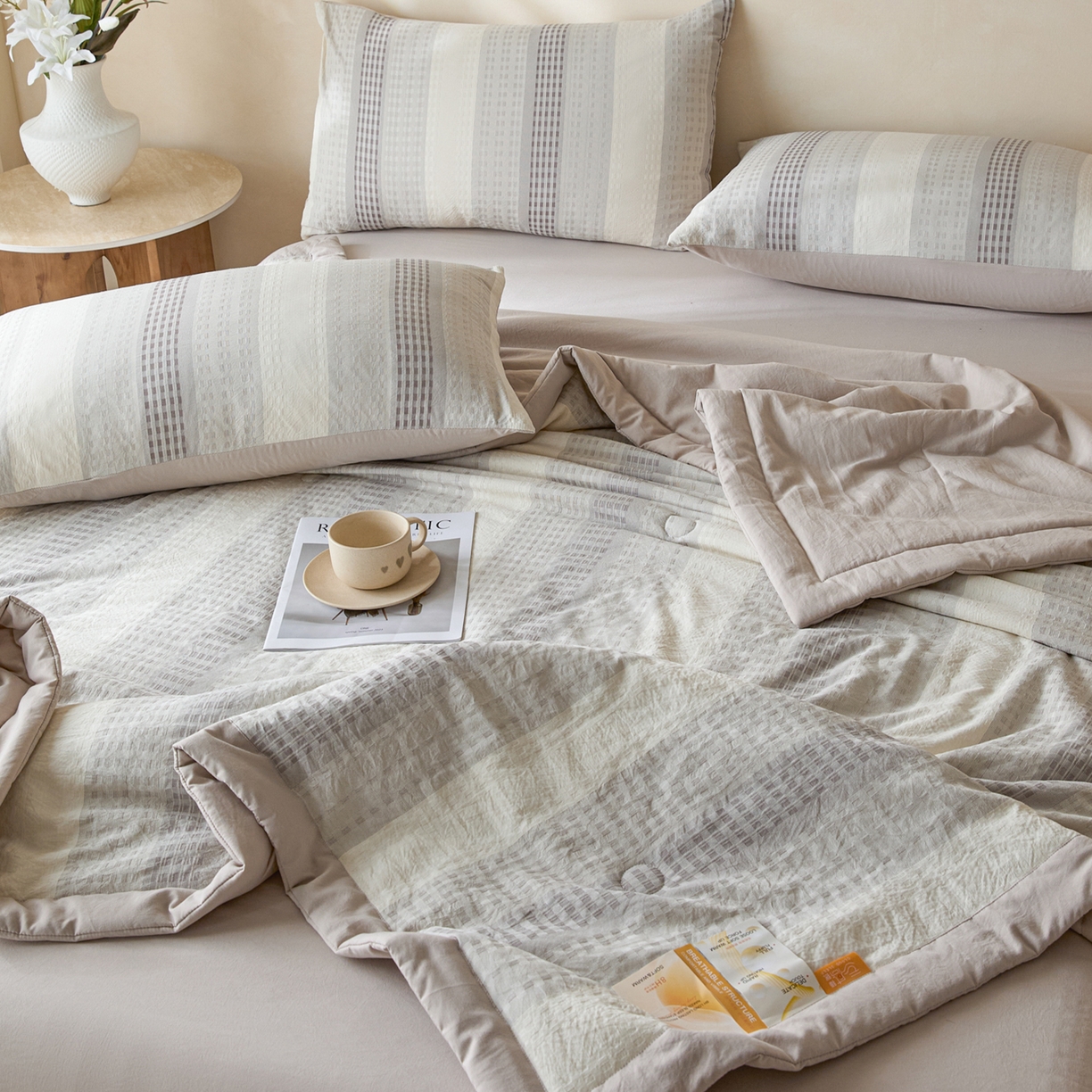 91家纺网 家纺一手货源 找家纺 一加一 2026新款凉感提花大豆夏被夏凉被空调被四件套-简约生活 简约生活-灰