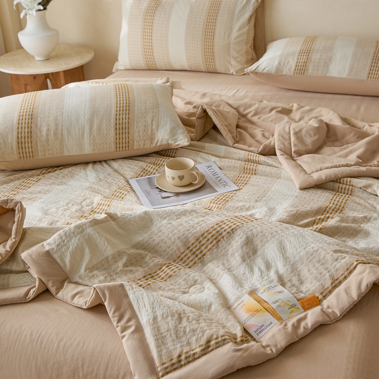 91家纺网 家纺一手货源 找家纺 一加一 2026新款凉感提花大豆夏被夏凉被空调被四件套-简约生活 简约生活-咖