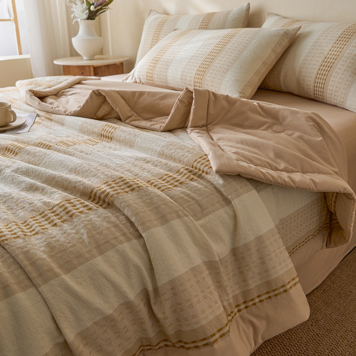 91家纺网 家纺一手货源 找家纺 一加一 2026新款凉感提花大豆夏被夏凉被空调被四件套-简约生活 简约生活-咖