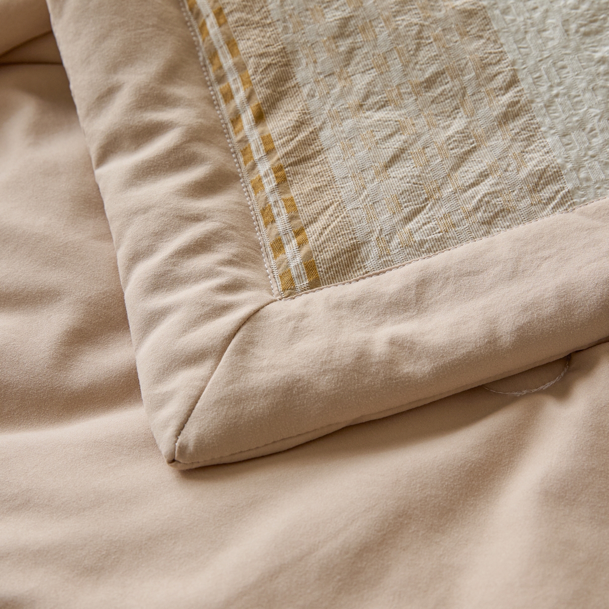 91家纺网 家纺一手货源 找家纺 一加一 2026新款凉感提花大豆夏被夏凉被空调被四件套-简约生活 简约生活-咖