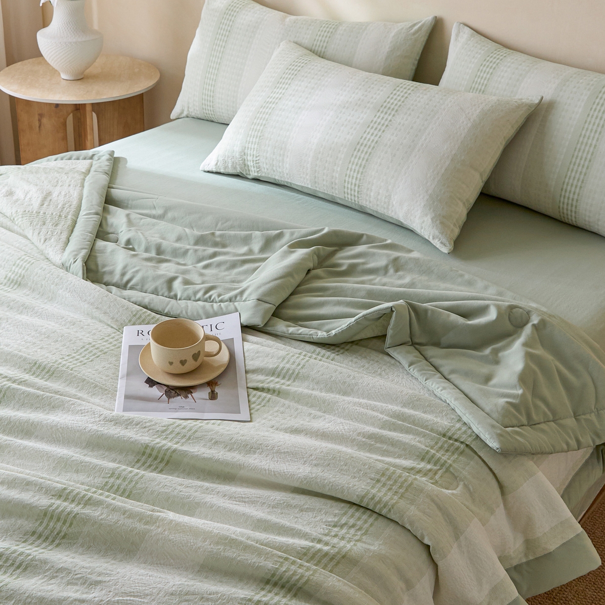 91家纺网 家纺一手货源 找家纺 一加一 2026新款凉感提花大豆夏被夏凉被空调被四件套-简约生活 简约生活-绿