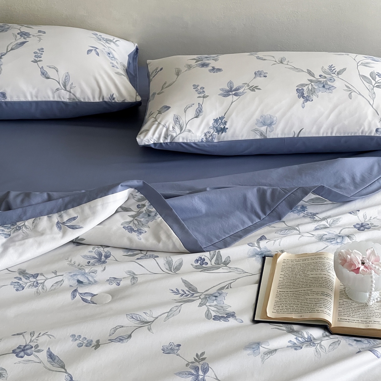 91家纺网 家纺一手货源 找家纺 一加一 2026新款冰蚕凉感印花断角夏被夏凉被空调被四件套 春溪蓝