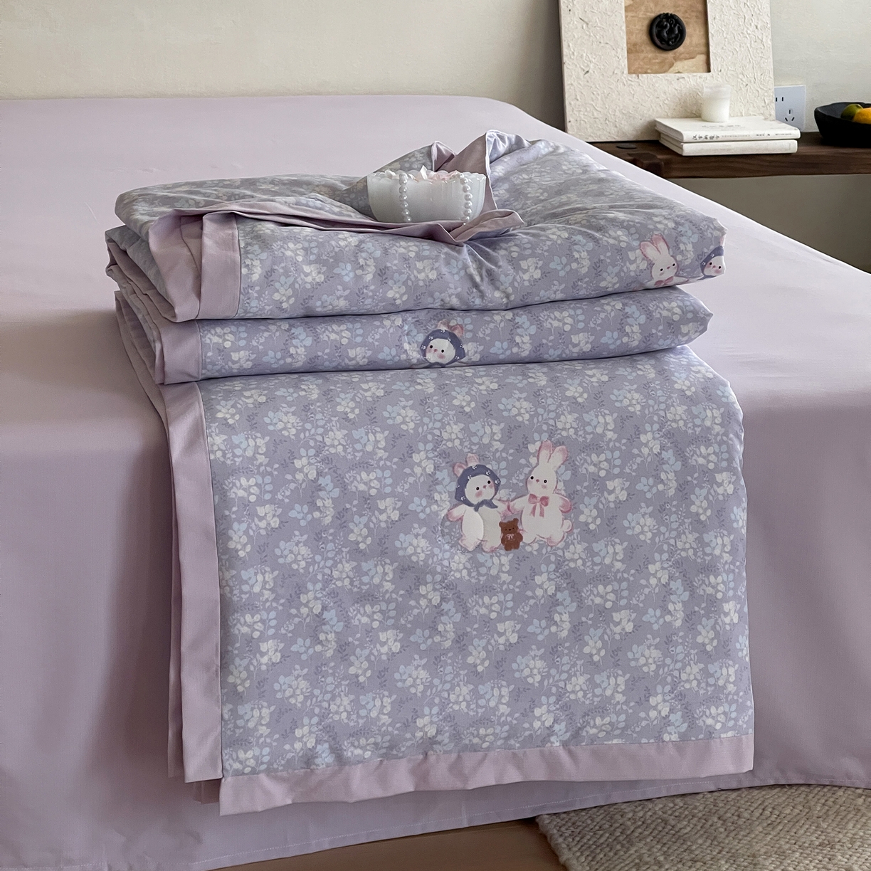 一加一 2026新款冰蚕凉感印花断角夏被夏凉被空调被四件套 花田兔