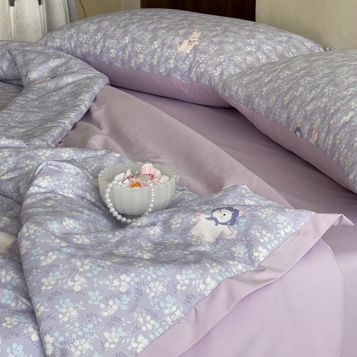 91家纺网 家纺一手货源 找家纺 一加一 2026新款冰蚕凉感印花断角夏被夏凉被空调被四件套 花田兔