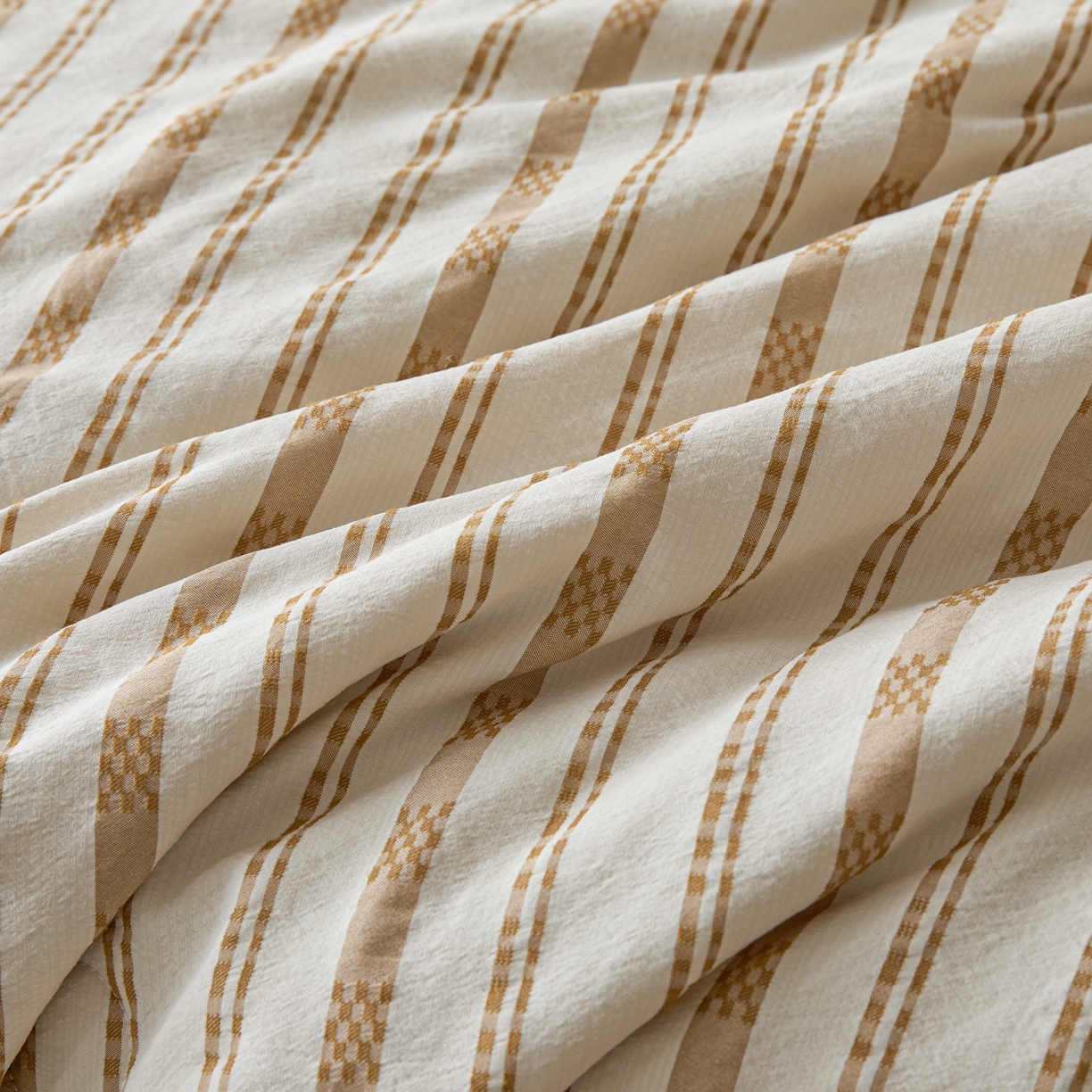 91家纺网 家纺一手货源 找家纺 一加一 2026新款凉感提花大豆夏被夏凉被空调被四件套-简约生活 简约条纹-咖