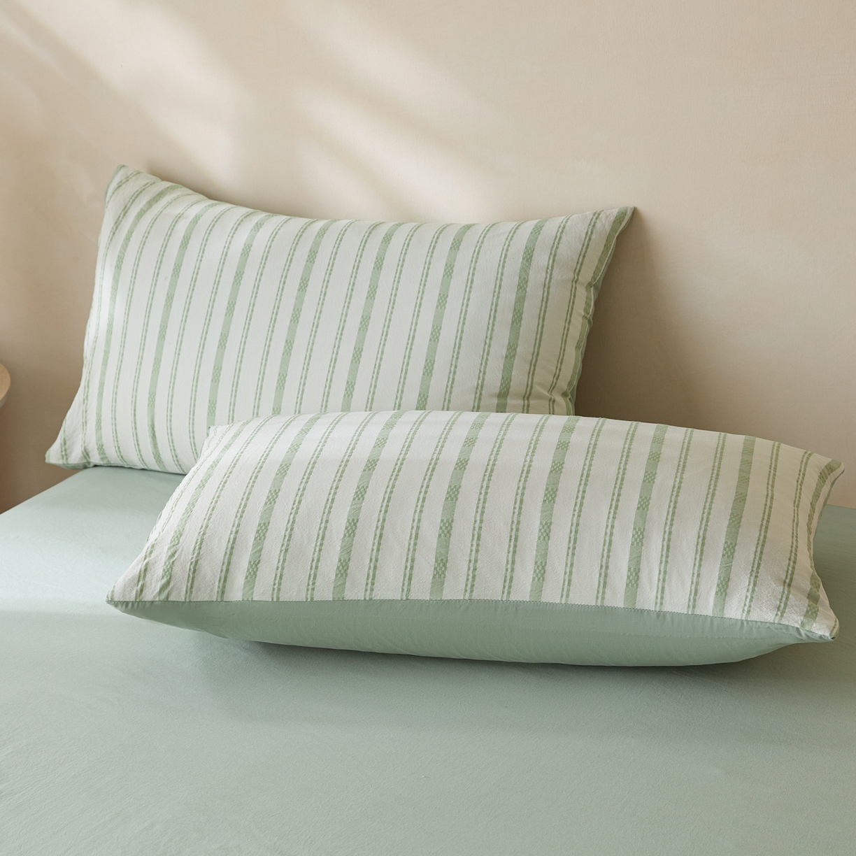 91家纺网 家纺一手货源 找家纺 一加一 2026新款凉感提花大豆夏被夏凉被空调被四件套-简约生活 简约条纹-绿