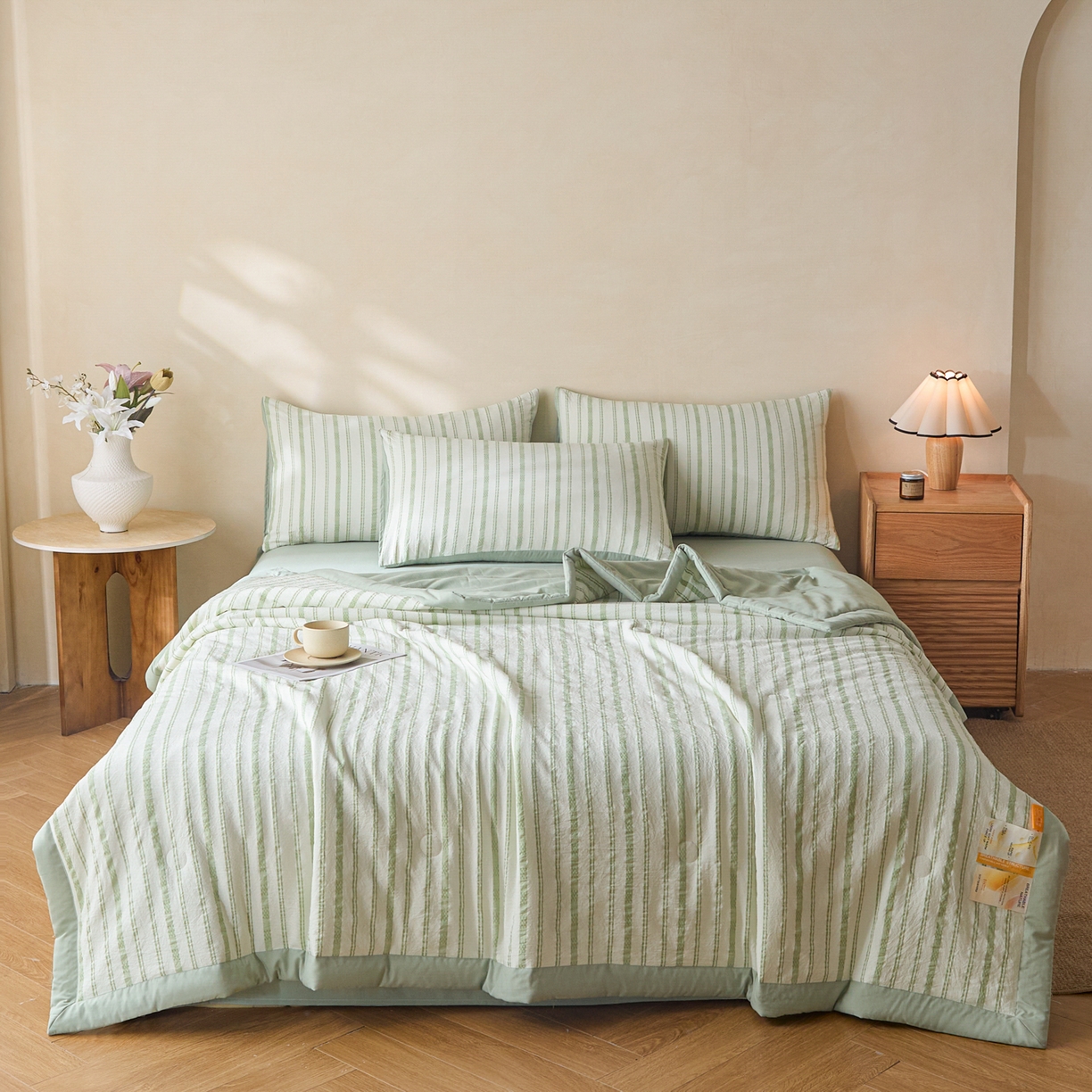 91家纺网 家纺一手货源 找家纺 一加一 2026新款凉感提花大豆夏被夏凉被空调被四件套-简约生活 简约条纹-绿