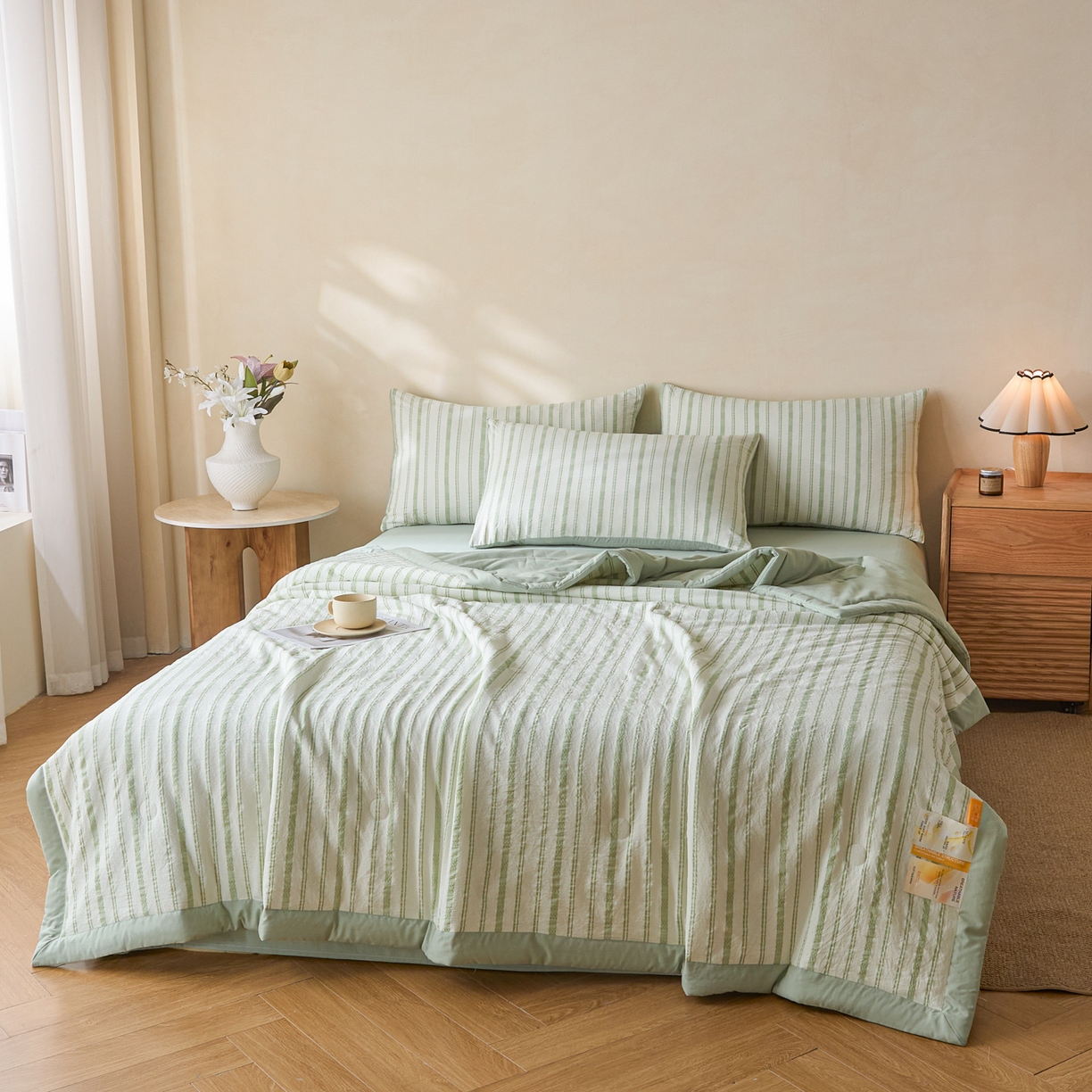 91家纺网 家纺一手货源 找家纺 一加一 2026新款凉感提花大豆夏被夏凉被空调被四件套-简约生活 简约条纹-绿