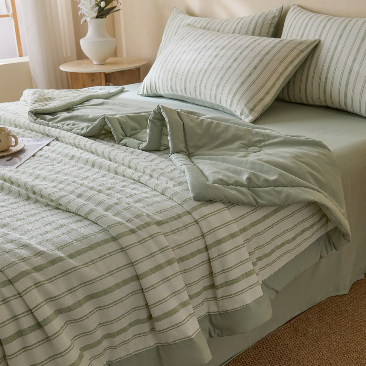 91家纺网 家纺一手货源 找家纺 一加一 2026新款凉感提花大豆夏被夏凉被空调被四件套-简约生活 简约条纹-绿