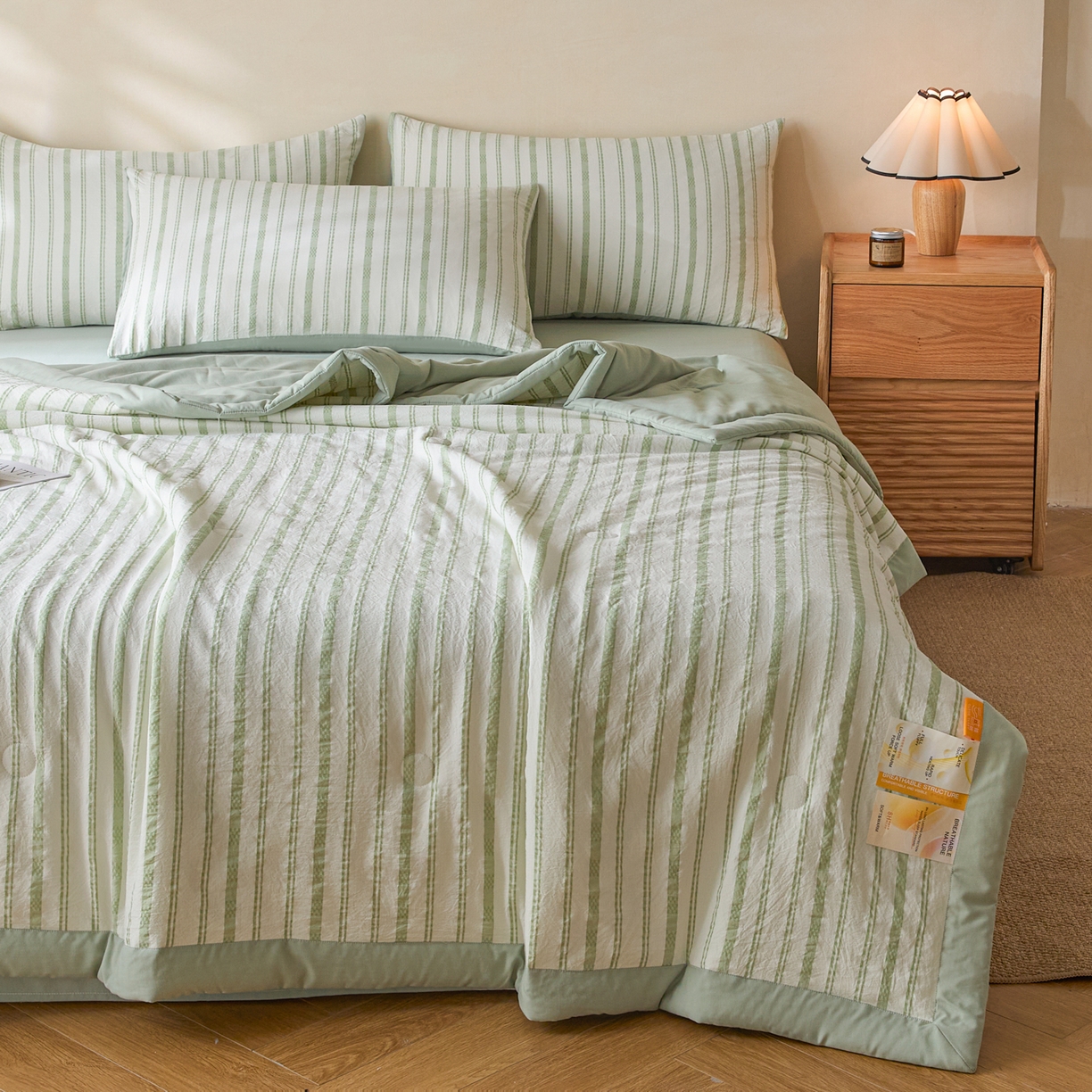 91家纺网 家纺一手货源 找家纺 一加一 2026新款凉感提花大豆夏被夏凉被空调被四件套-简约生活 简约条纹-绿