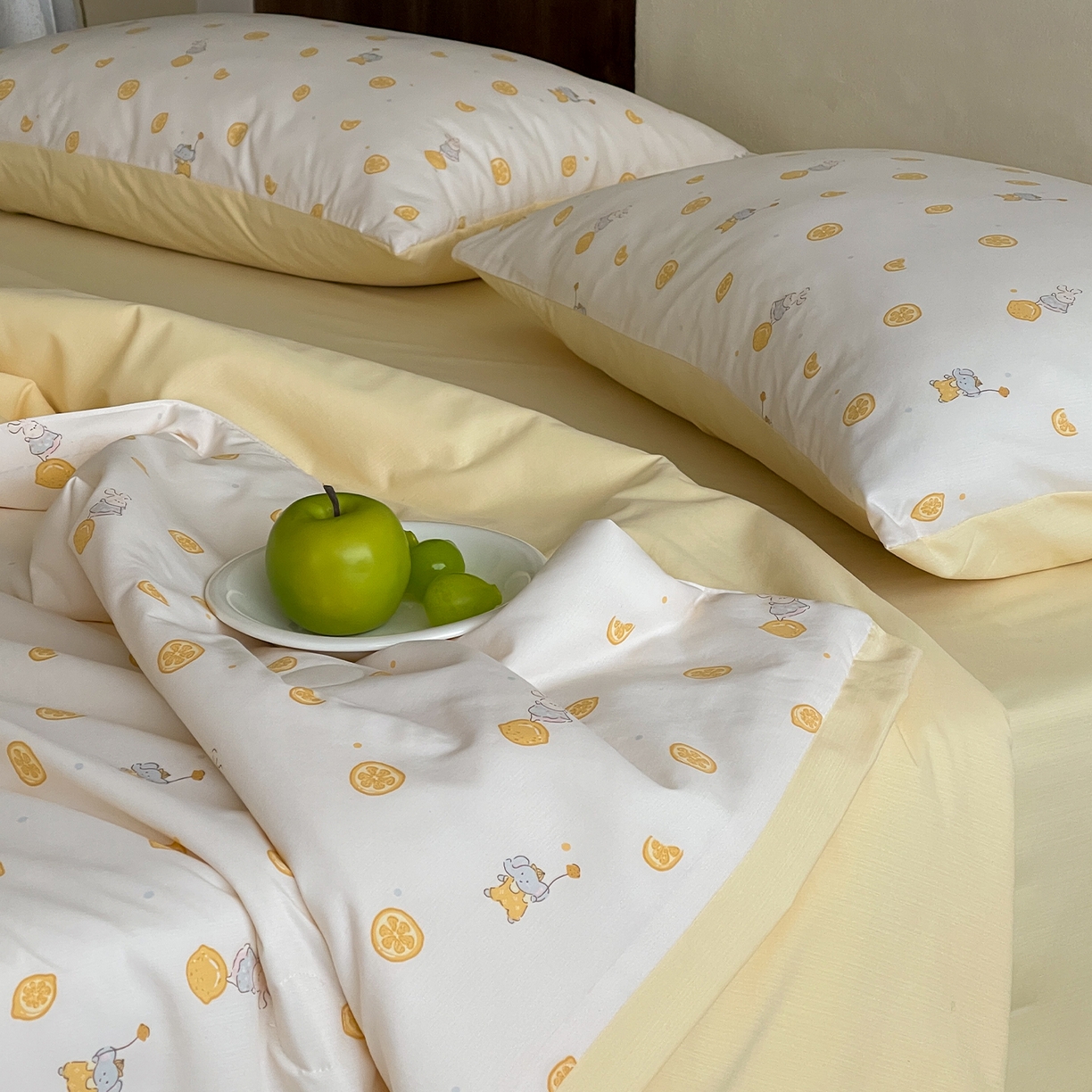 91家纺网 家纺一手货源 找家纺 一加一 2026新款冰蚕凉感印花断角夏被夏凉被空调被四件套 小柠檬