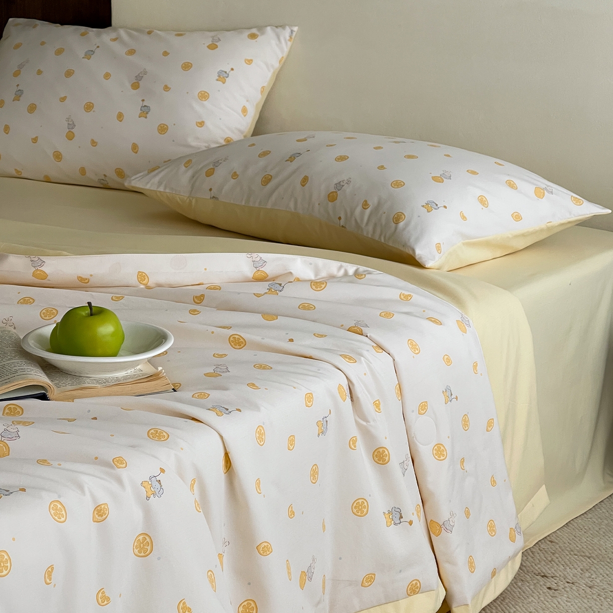 91家纺网 家纺一手货源 找家纺 一加一 2026新款冰蚕凉感印花断角夏被夏凉被空调被四件套 小柠檬