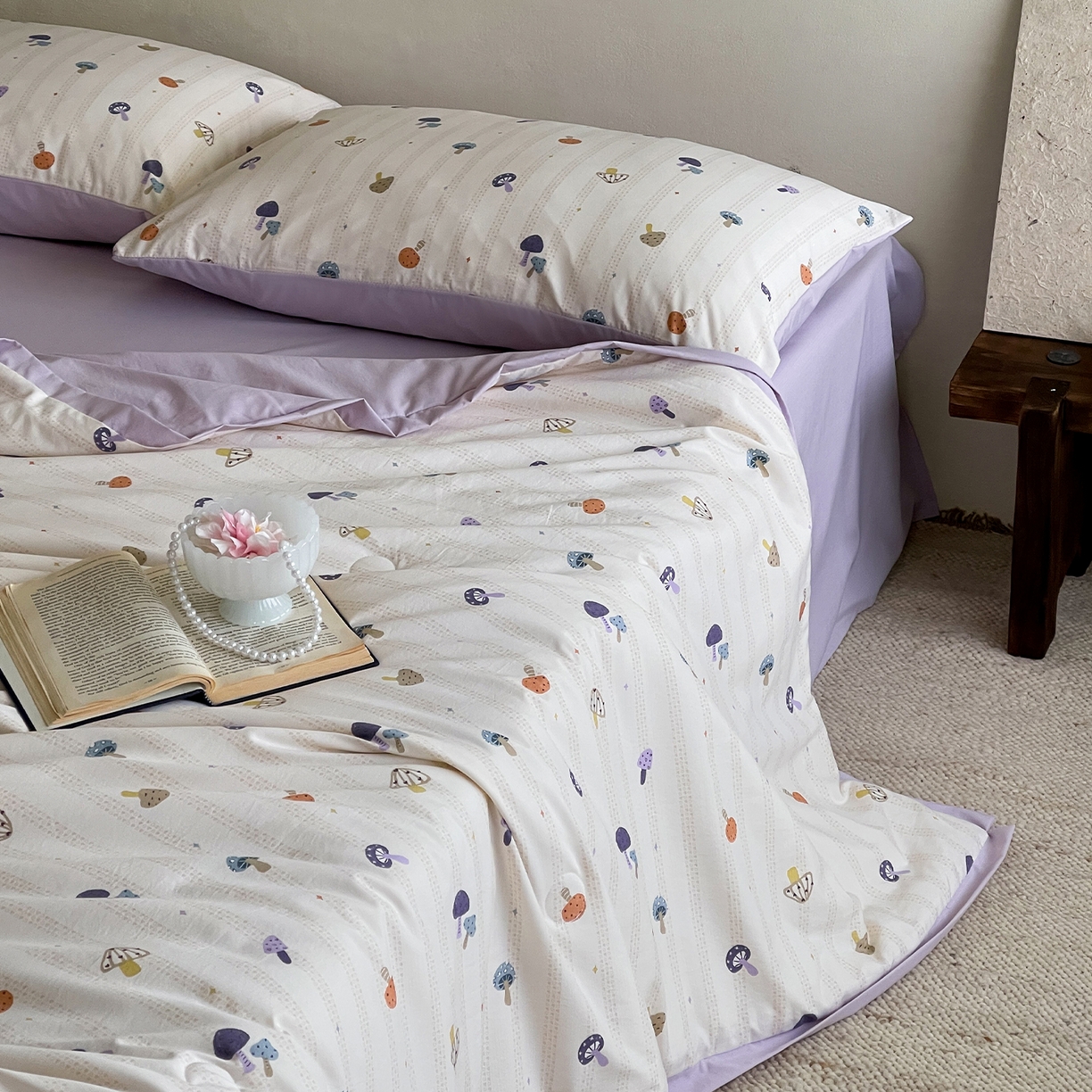 91家纺网 家纺一手货源 找家纺 一加一 2026新款冰蚕凉感印花断角夏被夏凉被空调被四件套 云朵菇