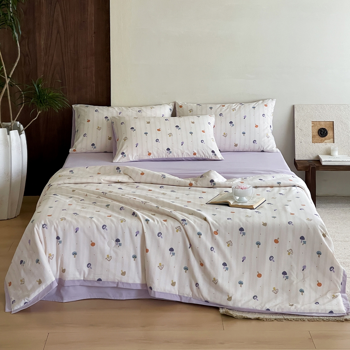 91家纺网 家纺一手货源 找家纺 一加一 2026新款冰蚕凉感印花断角夏被夏凉被空调被四件套 云朵菇