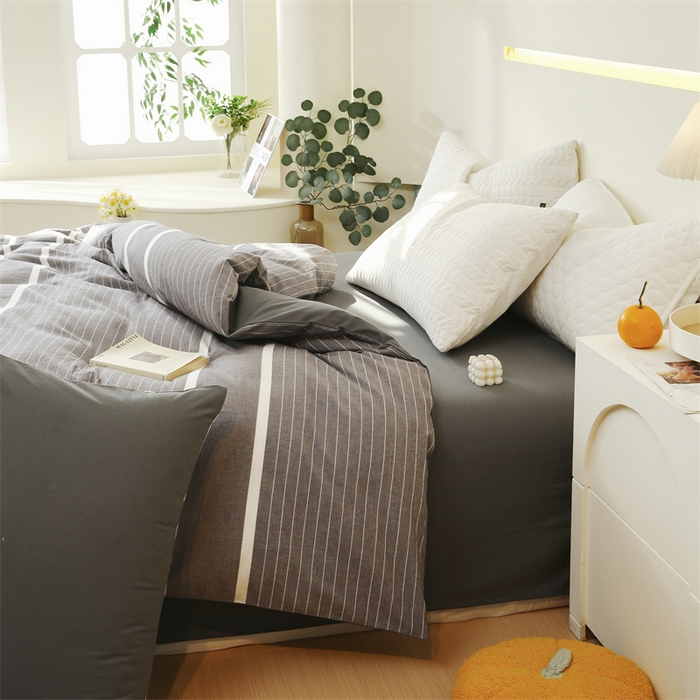 91家纺网 家纺一手货源 找家纺 春皖家纺 2026新款色织AB版水洗棉三件套四件套单品系列（单被套风格一） 素雅-灰条