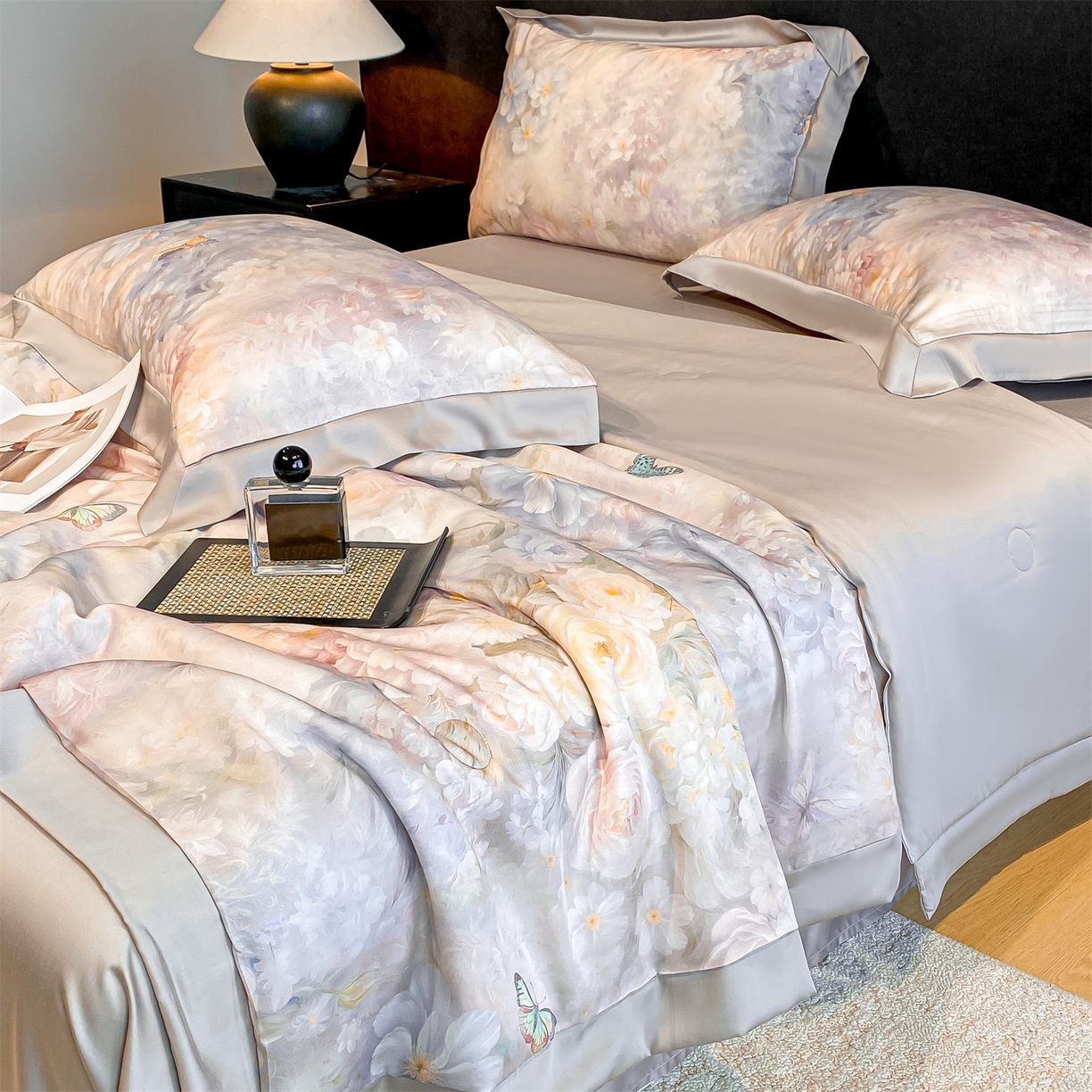 91家纺网 家纺一手货源 找家纺 笙意家纺 2026A类水洗冰丝数码印花宽边夏被四件套馥韵