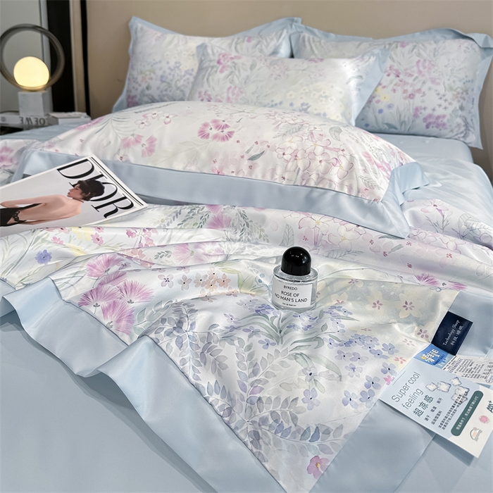 91家纺网 家纺一手货源 找家纺 笙意家纺 2026A类水洗冰丝数码印花宽边夏被四件套花海缠绵