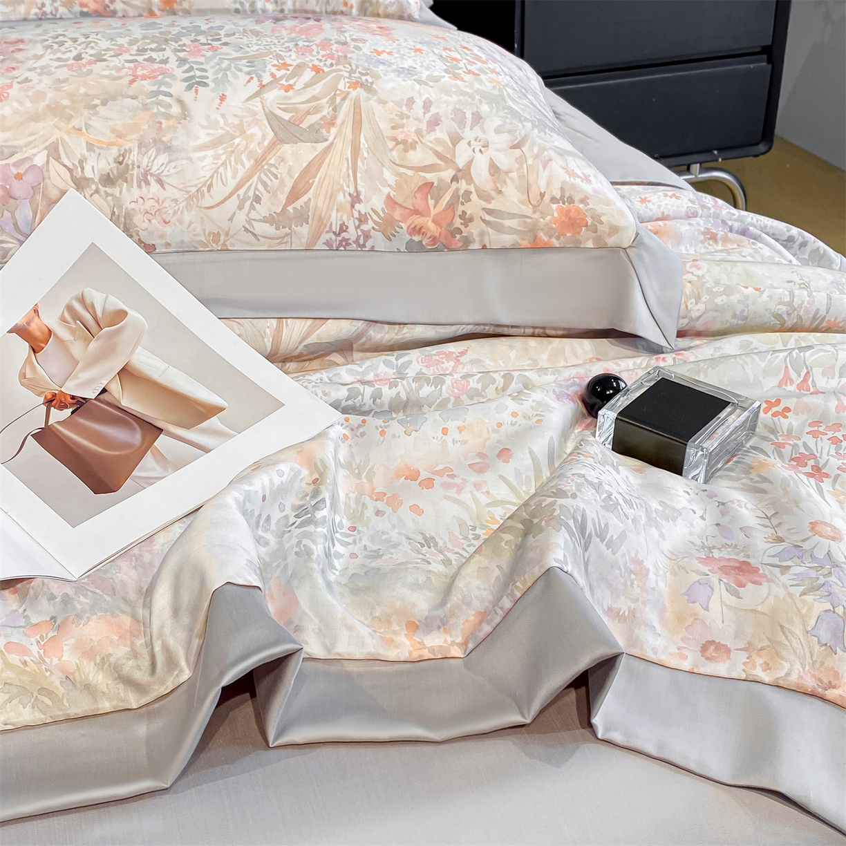 91家纺网 家纺一手货源 找家纺 笙意家纺 2026A类水洗冰丝数码印花宽边夏被四件套静娴