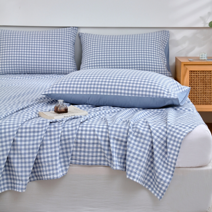 91家纺网 家纺一手货源 找家纺 春皖家纺 2026新款色织AB版水洗棉三件套四件套单品系列（单床单-A版风格一） 素雅-蓝小格