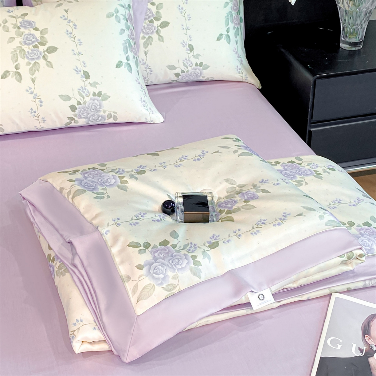 91家纺网 家纺一手货源 找家纺 笙意家纺 2026A类水洗冰丝数码印花宽边夏被四件套千紫