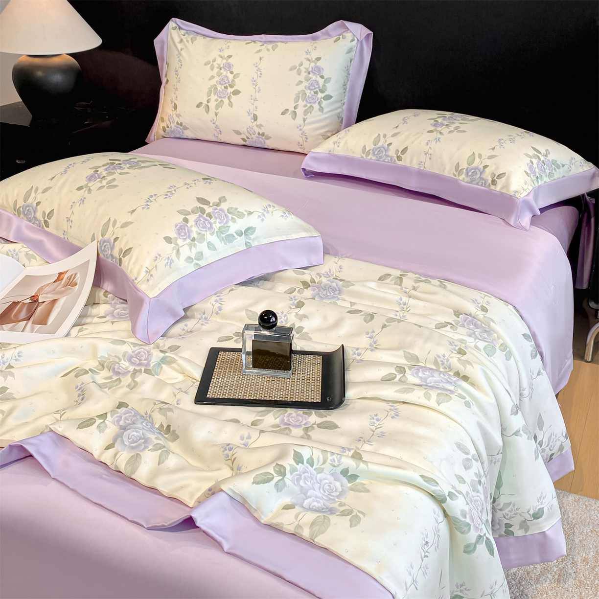 91家纺网 家纺一手货源 找家纺 笙意家纺 2026A类水洗冰丝数码印花宽边夏被四件套千紫