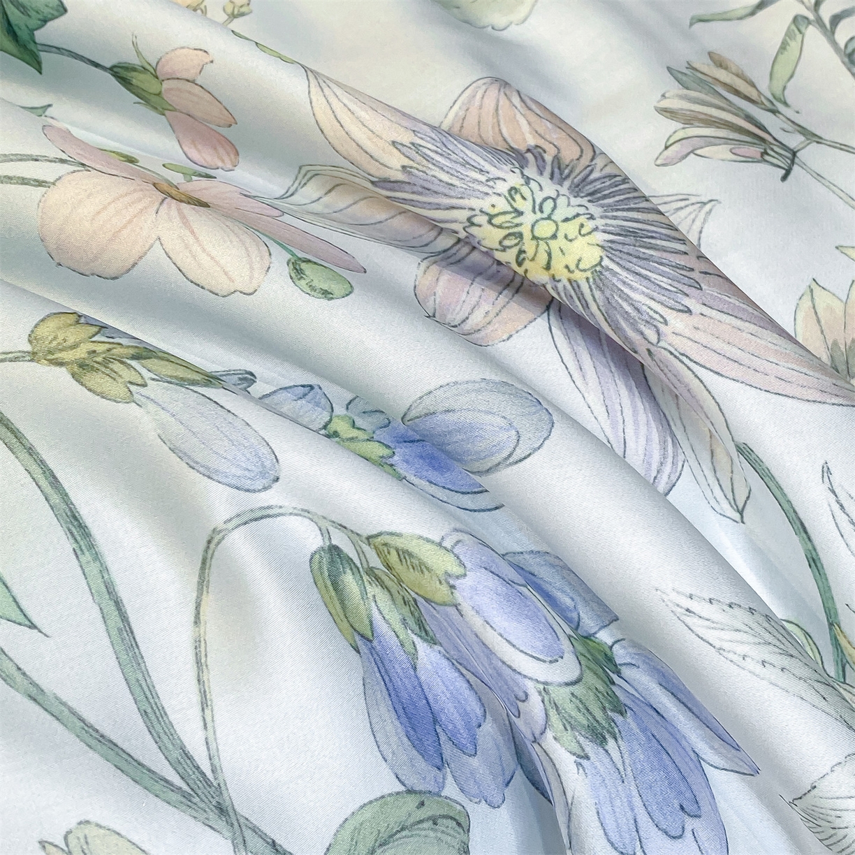 91家纺网 家纺一手货源 找家纺 笙意家纺 2026A类水洗冰丝数码印花宽边夏被四件套忆梦