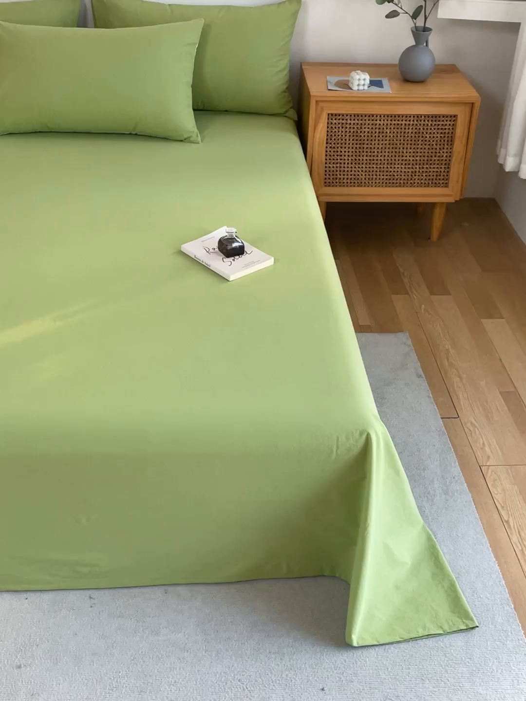 91家纺网 家纺一手货源 找家纺 春皖家纺 2026新款色织AB版水洗棉三件套四件套单品系列（单床单-B版风格一） 素雅果绿