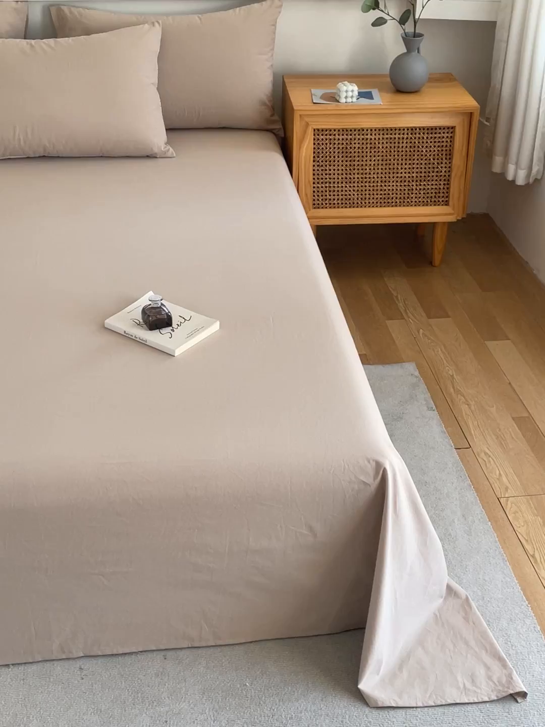 91家纺网 家纺一手货源 找家纺 春皖家纺 2026新款色织AB版水洗棉三件套四件套单品系列（单床单-B版风格一） 素雅卡其