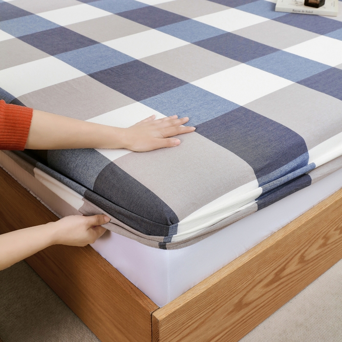 91家纺网 家纺一手货源 找家纺 春皖家纺 2026新款色织AB版水洗棉三件套四件套单品系列（单床笠-A版风格一） 素雅-蓝大格