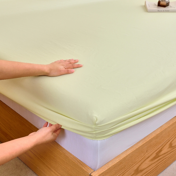 91家纺网 家纺一手货源 找家纺 春皖家纺 2026新款色织AB版水洗棉三件套四件套单品系列（单床笠-B版风格一） 素雅淡黄