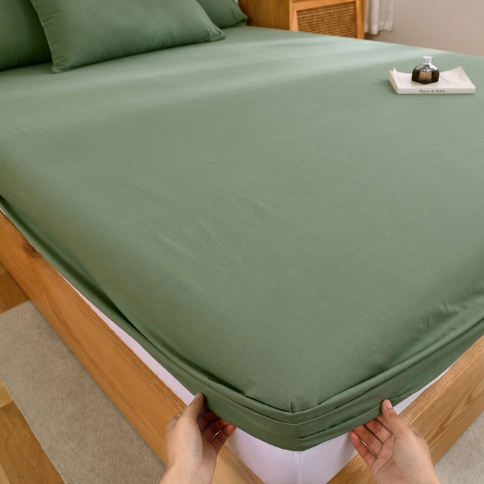 91家纺网 家纺一手货源 找家纺 春皖家纺 2026新款色织AB版水洗棉三件套四件套单品系列（单床笠-B版风格一） 素雅军绿