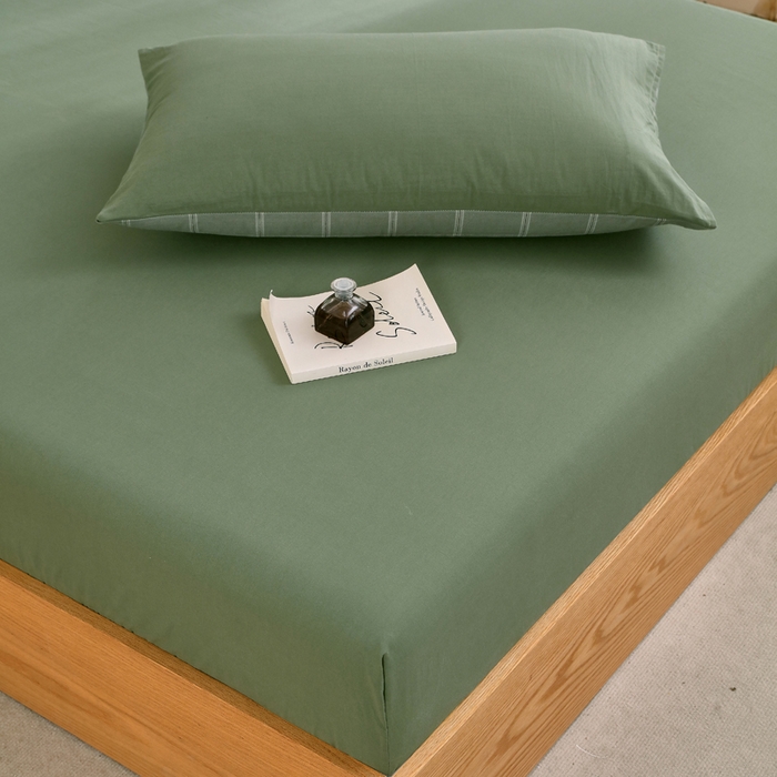 91家纺网 家纺一手货源 找家纺 春皖家纺 2026新款色织AB版水洗棉三件套四件套单品系列（单床笠-B版风格一） 素雅军绿