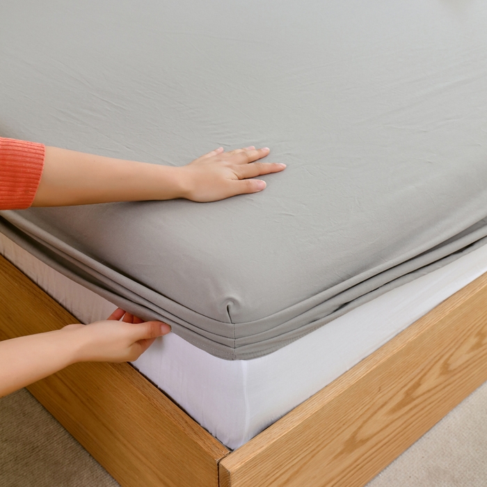 91家纺网 家纺一手货源 找家纺 春皖家纺 2026新款色织AB版水洗棉三件套四件套单品系列（单床笠-B版风格一） 素雅浅灰