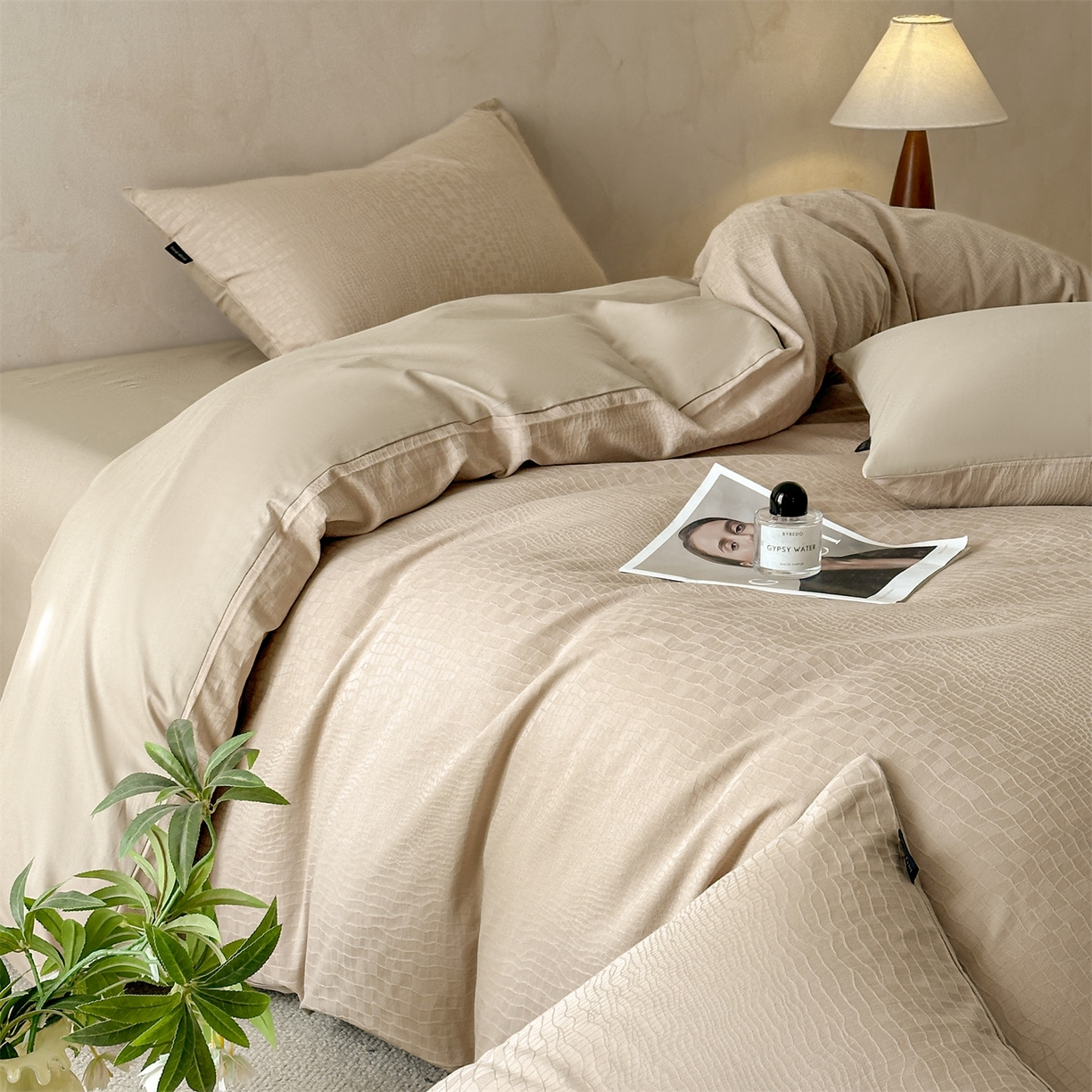 91家纺网 家纺一手货源 找家纺 恒爱家纺 2026春夏新款全棉纯棉提花四件套 鳄鱼纹-卡其